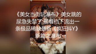 [MP4/ 333M] 漂亮大奶少妇 在家操逼健身两不误 利用大吊激励自己 操的香汗淋漓 射了一骚逼