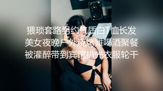 爆乳南瓜怪！「李佳玲」化身俏丽小妖精上桌讨糖！