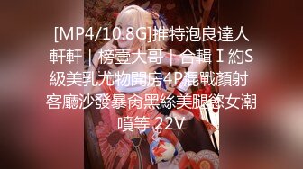 买窗帘的少妇哄了好久才愿意拍片，妆容画的真精致，艹她也特别卖力！