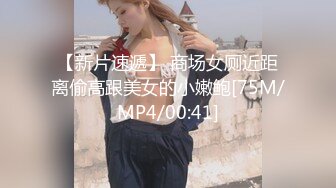 极品美熟女 爱吞精的妈妈，韵味十足，十分淫荡，吞精还害羞浅笑，如有如此妈妈，必定每日艹她！