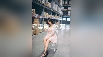 KTV夜店放荡狂欢淫乱,场面火爆堪比A片完整版. (1)