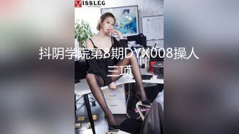 【新片速遞】&nbsp;&nbsp;巨乳美女 身材苗条 无毛小鲍鱼 被大洋吊无套输出 简单粗暴 勒着脖子后入猛怼 最后口爆吃精 [577MB/MP4/15:30]