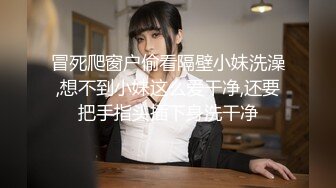 真实记录上海大款酒店开房群P淫乱现场把少妇给干尿了