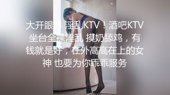 肉丝美眉在家被扛着大长腿无套输出 大奶子 无毛粉鲍鱼真肥嫩饱满