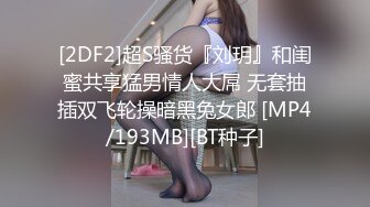 学校军训妹子表演舞蹈露点