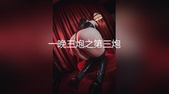 2024年4月【推特巨乳】z杯悠悠 陈若初 最新iyaofans福利，震惊，出人意料的大，甩起来这画面让人傻眼