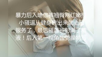 一群年轻男女，淫乱群P名场面，鸭舌帽短发妹妹，超嫩美乳嫩穴，下面操逼上面插嘴，换着各种操