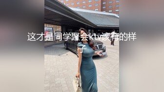 学生妹下海！小穴超粉~【软糖】暑假兼职~道具自慰~过瘾，看起来还像是处女，推荐一看 (2)